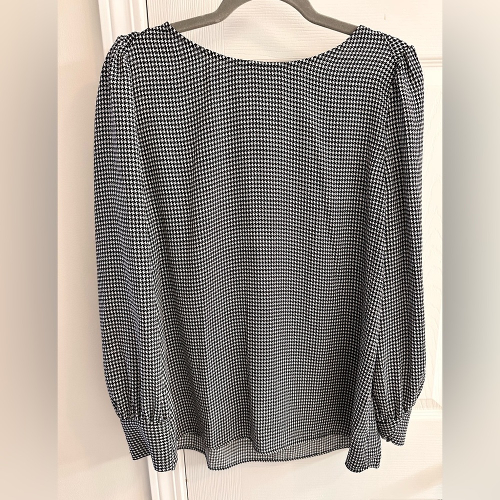 Halogen Black and White houndstooth Blouse